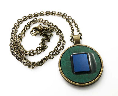 Item002: Intel Pentium Microprocessor Necklace - Green/Blue/Bronze